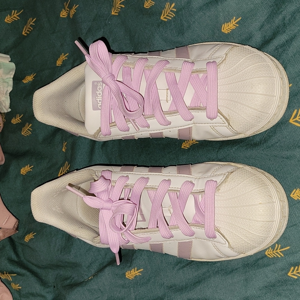 Adidas Original Superstar Sneakers White/Lilac Women’s Size US 7.5